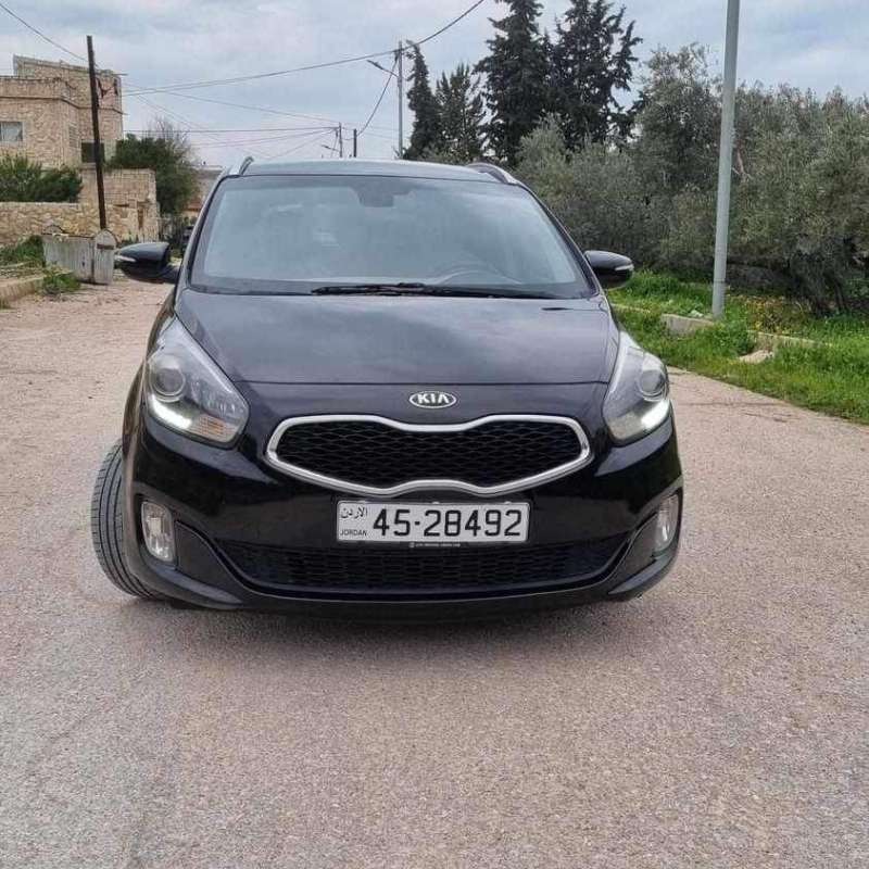 كيا كارينز موديل  2017