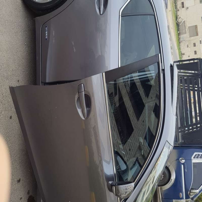 لكزس ct 200