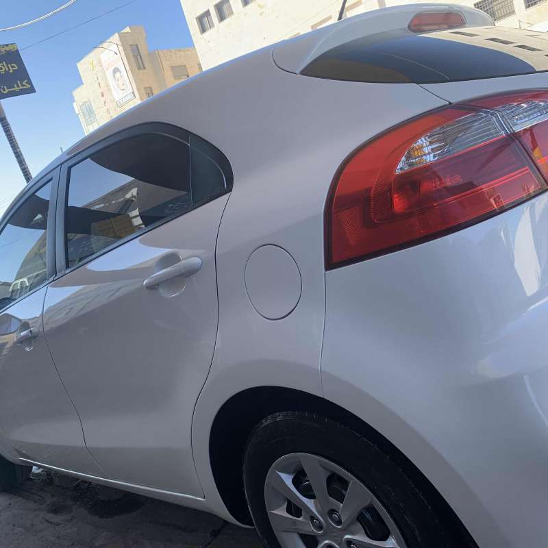 تباع العلب