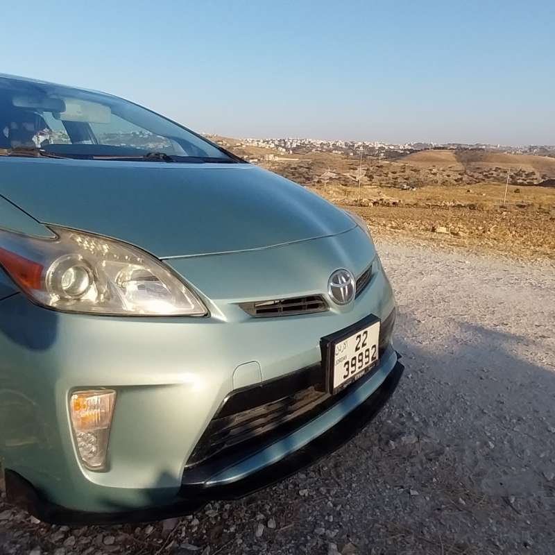 تويوتا بريوس ٢٠١٢