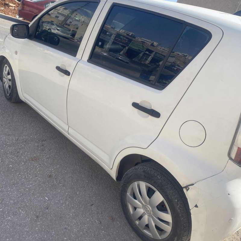 دايهاتسو سيريون ٢٠١٢ للبيع
