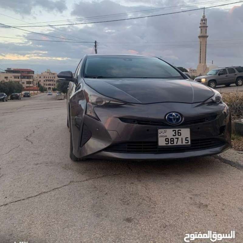 تويوتا بريوس 2017 للبيع او البدل على سيا