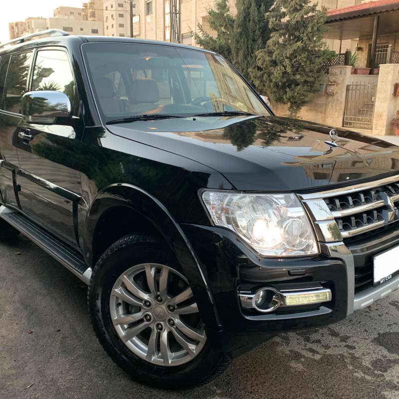 ميتسوبيشي باجيرو 2016