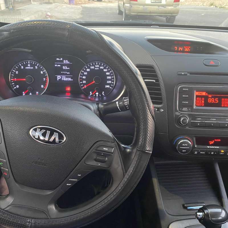 كيا k3 2015