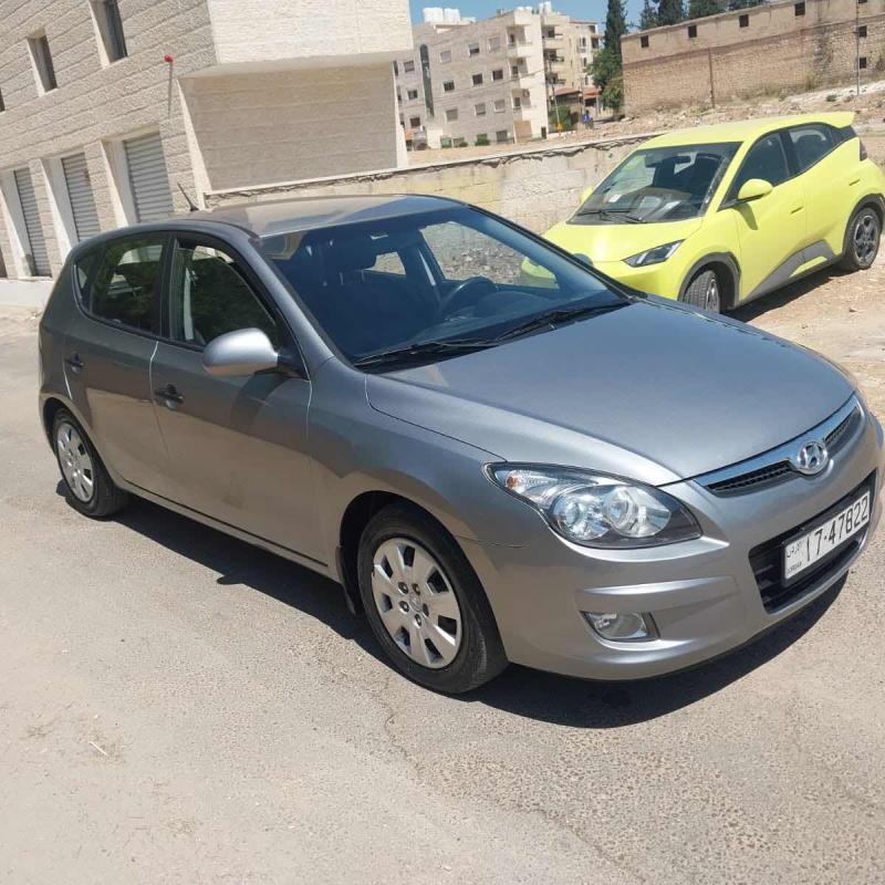 هيونداي i30 موديل 2012