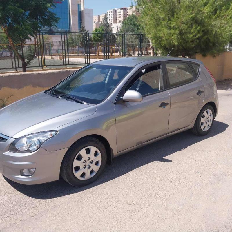 هيونداي i30 موديل 2012