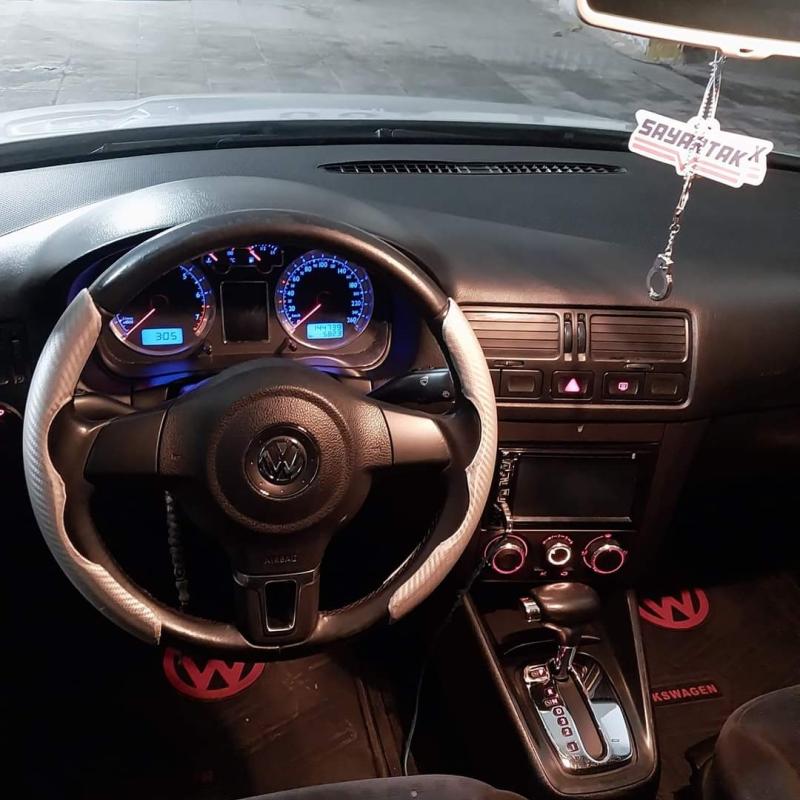 Volkswagen mk4 bora 2004