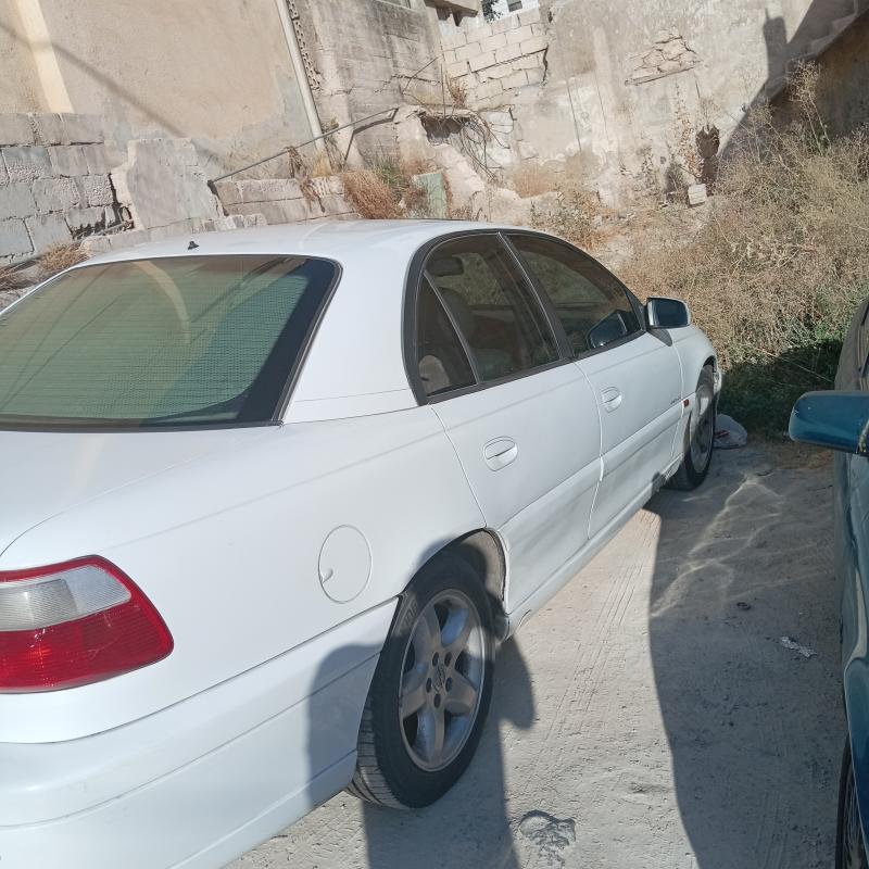 اوبل اوميجا 2003