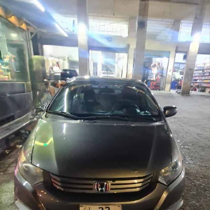 هوندا انسايت موديل ٢٠١٠ هايبرد  السعر المطلوب ٦٠٠٠ دينار للتواصل على الرقم ٠٧٨٥٧٨٠٦٢٠