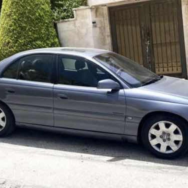 Opel Omega 2200cc Elegance 2002