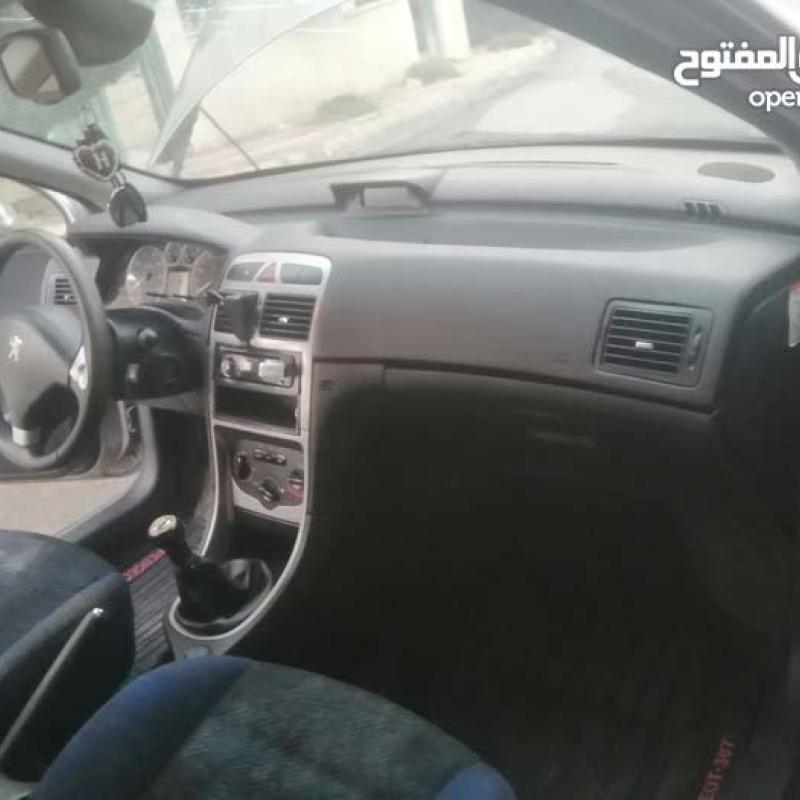 سياره بيجو 307