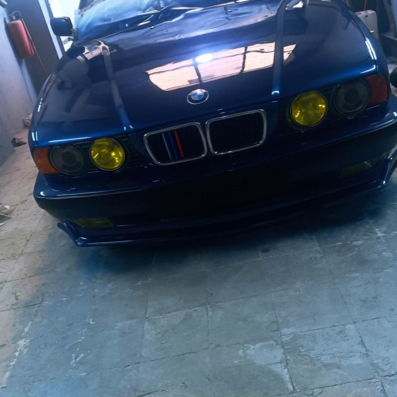  BMW 520i model 1995 