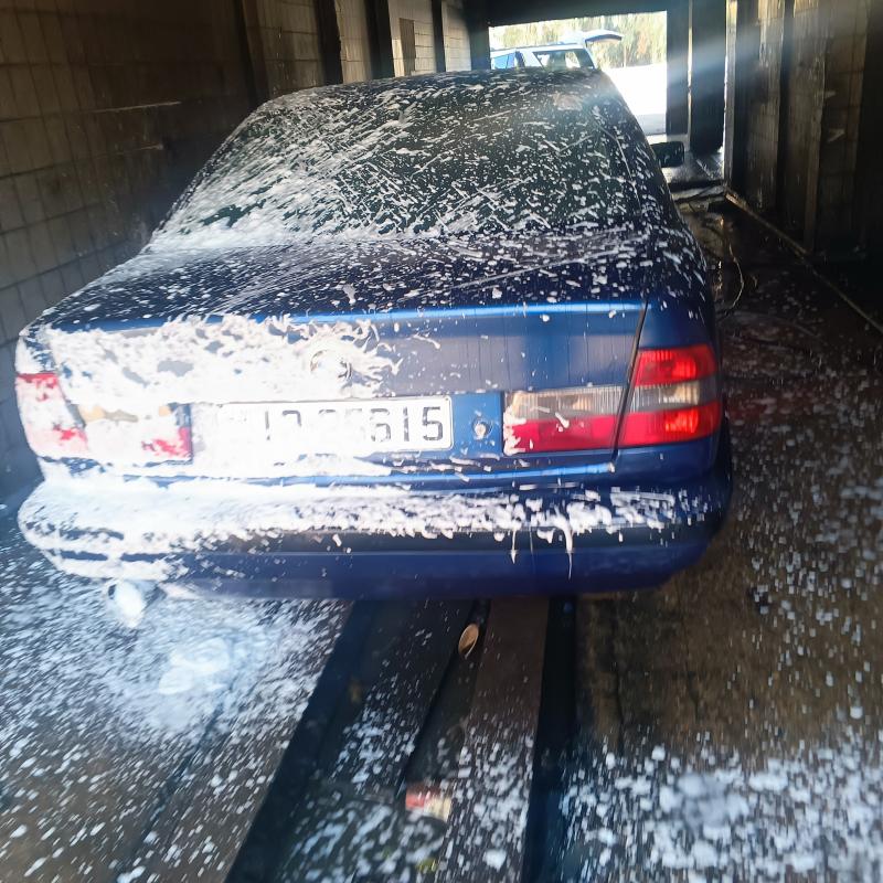  BMW 520i model 1995 
