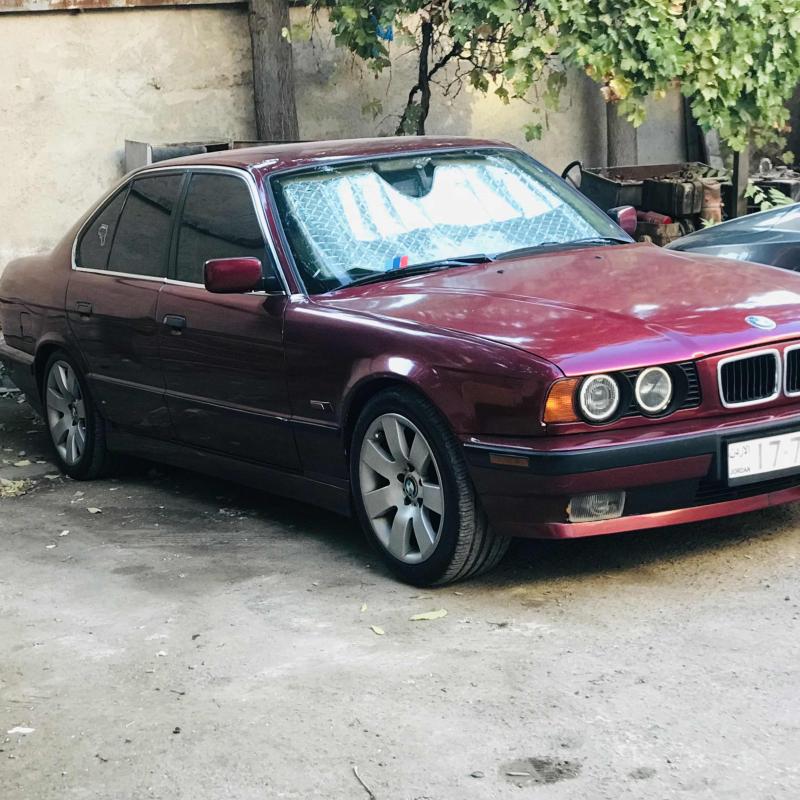 بي ام 520 1995 520