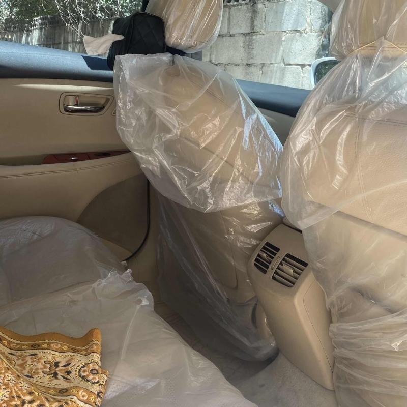 لكزس es350 موديل 2010 وكاله 