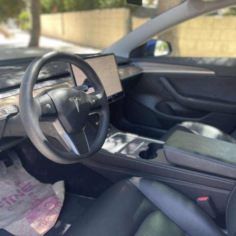 Tesla model 3 2023 only 7000mOn20