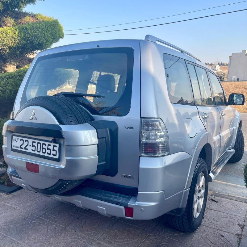  ميتسوبيشي Mitsubishi pajero 