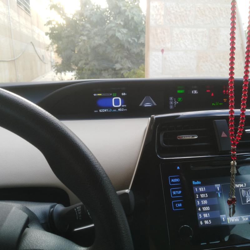 تويوتا بريوس 2018