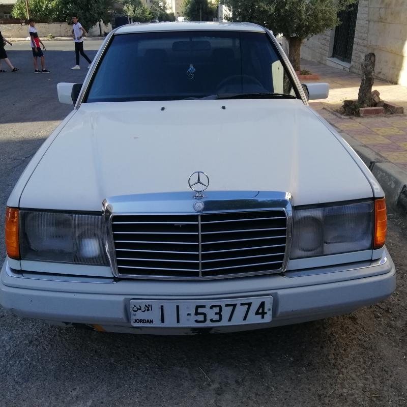 مرسيدس بطة 
