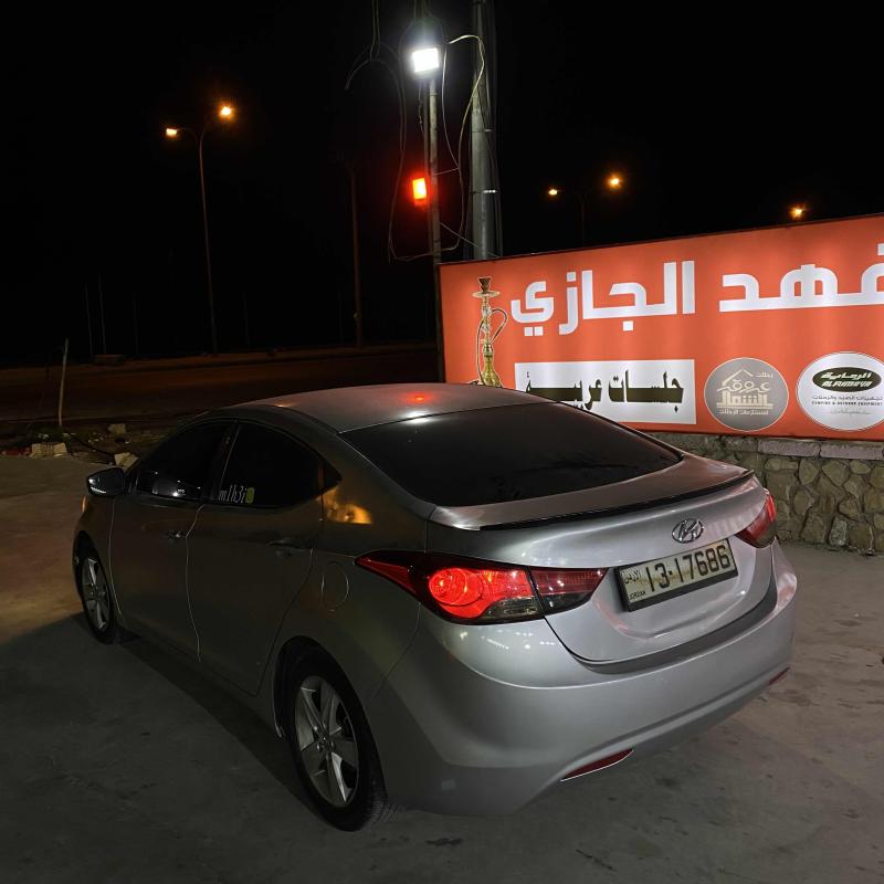 Elantra 2012
