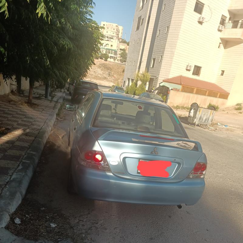 سيارة لانسر 2004