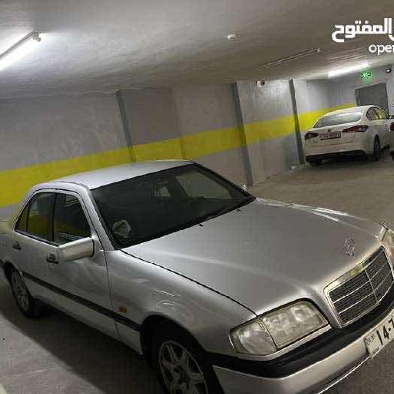 مرسيدس c200
