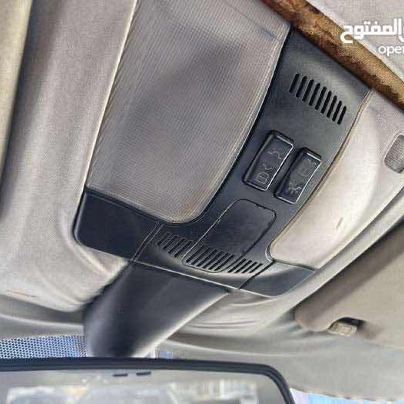 مرسيدس c200