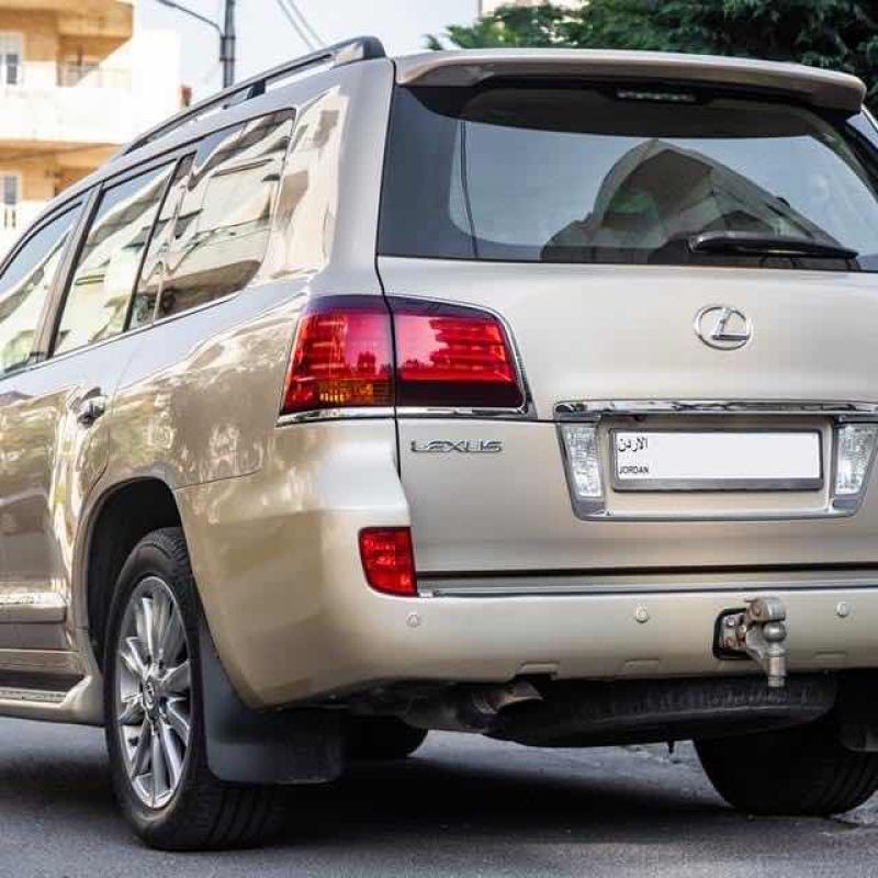Lexus lx 5700 2010 