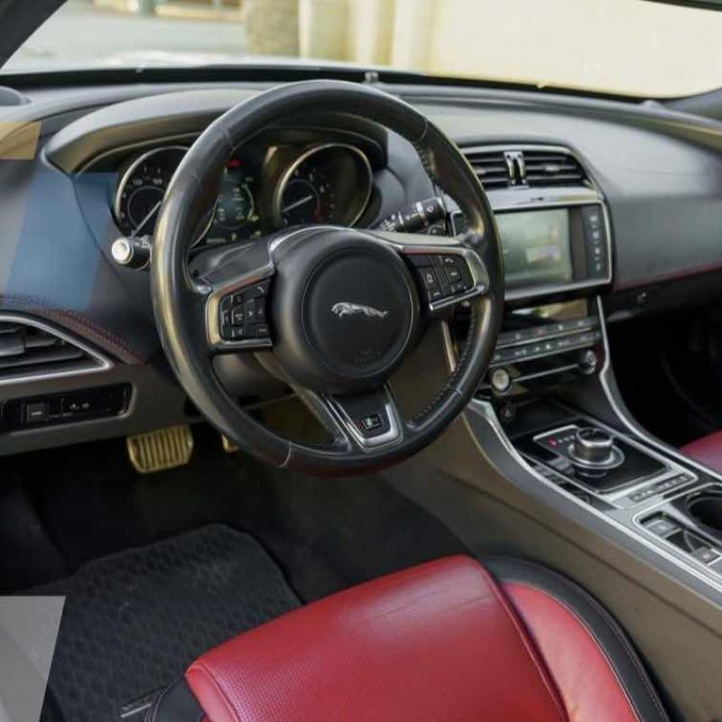 JAGUAR XE R-SPORT 2017