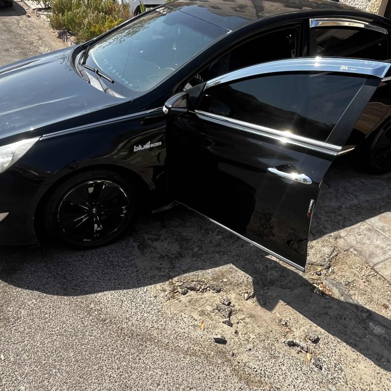 سوناتا للبيعللاتصال 0777772587