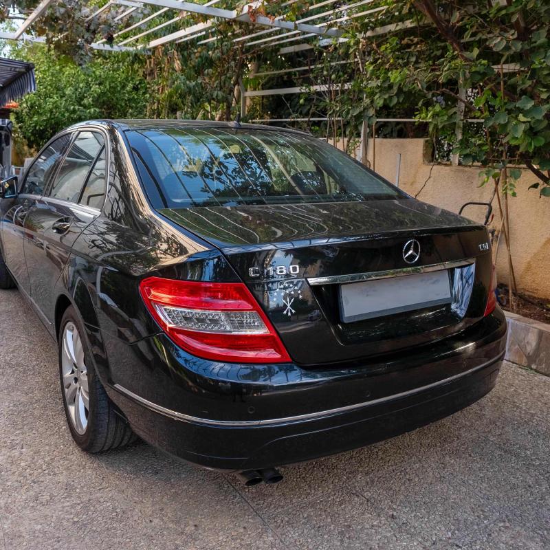Mercedes Benz C180 2011 للبيع