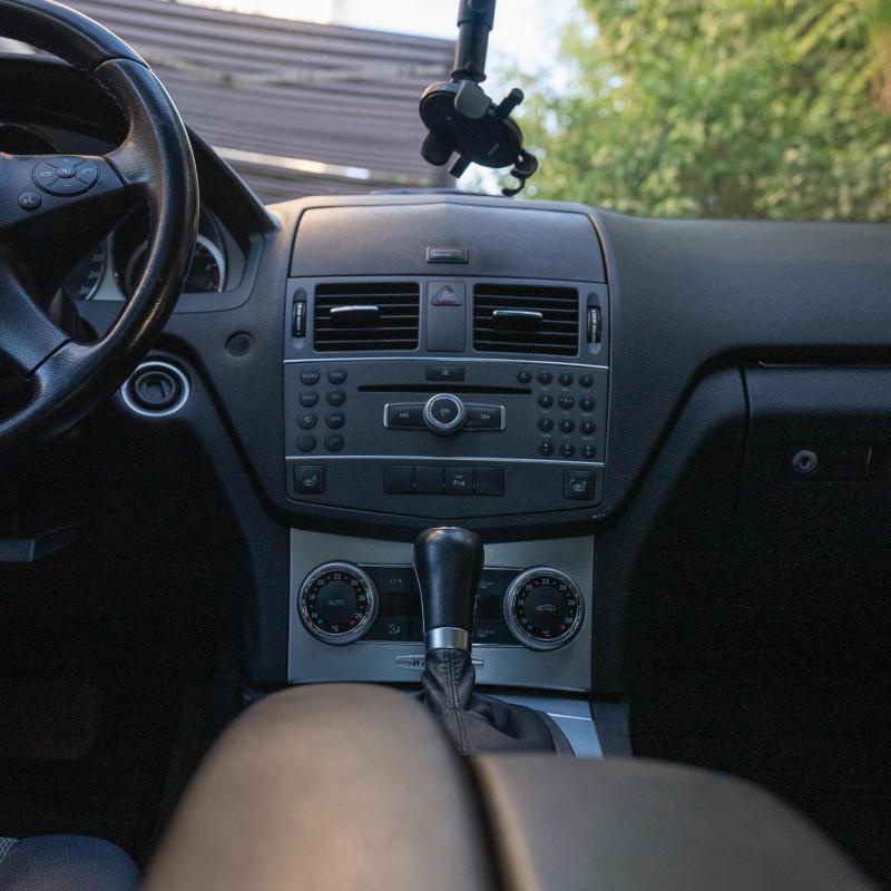 Mercedes Benz C180 2011 للبيع
