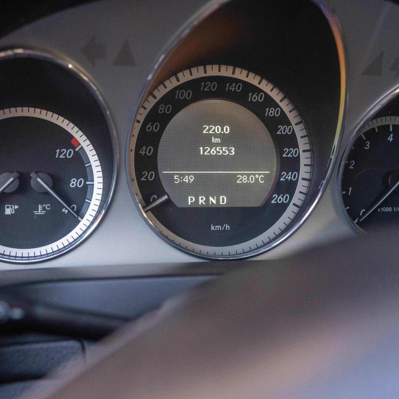 Mercedes Benz C180 2011 للبيع
