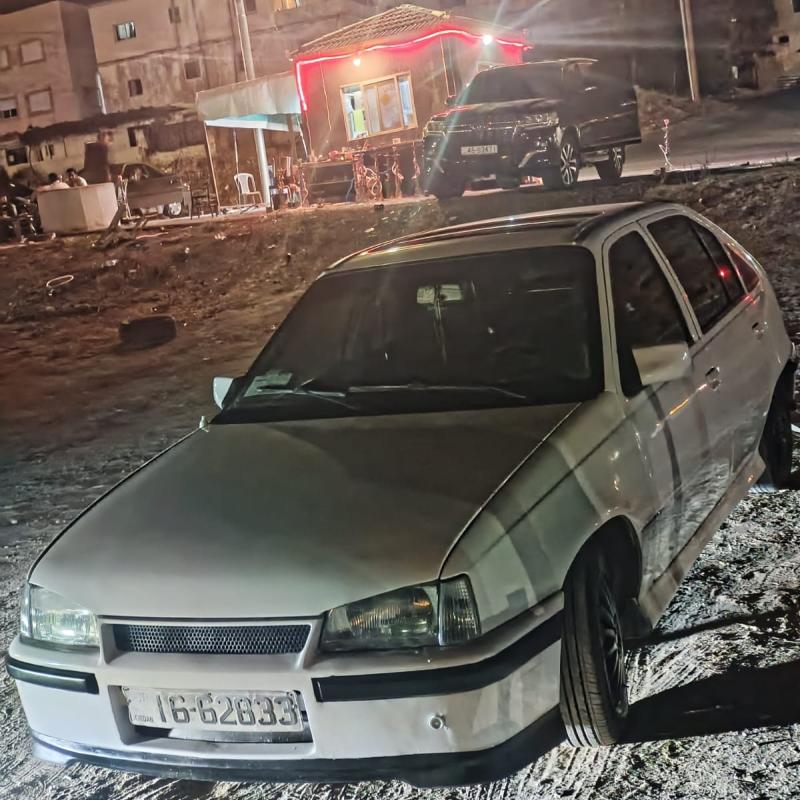 اوبل كاديت هاتشباك موديل ١٩٩١