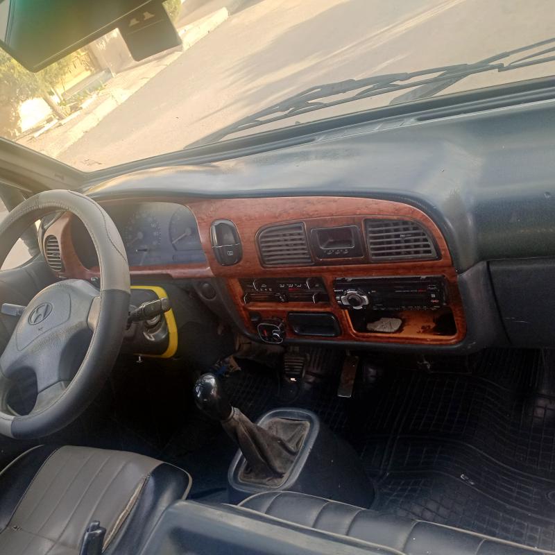 باص h100للبيع