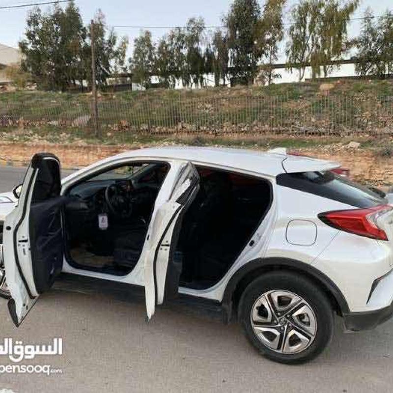 TOYOTA IZOA CHR 2020