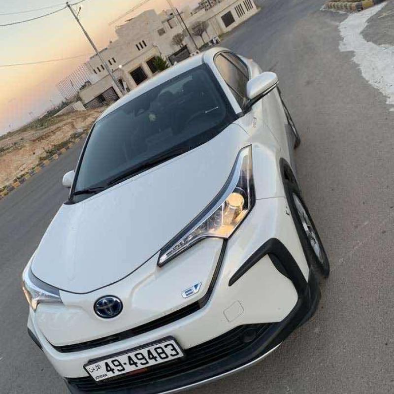 TOYOTA IZOA CHR 2020