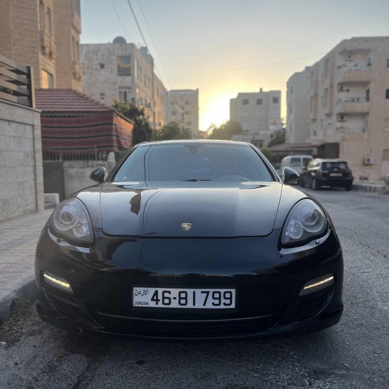 بورش باناميرا ٢٠١٠