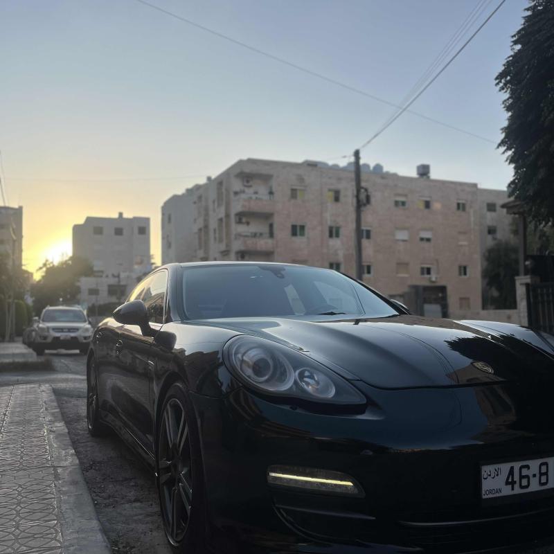 بورش باناميرا ٢٠١٠