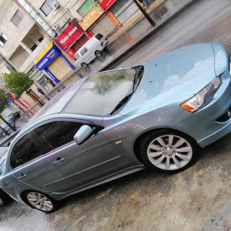 متسوبيشي Gt