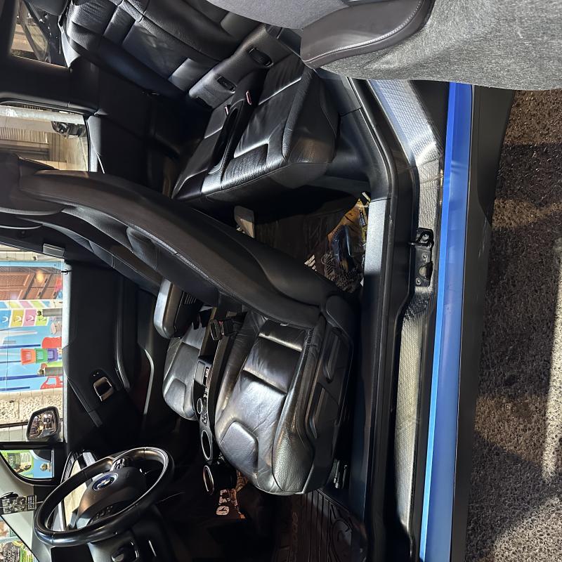 BMW i3 كهرباء و بنزين