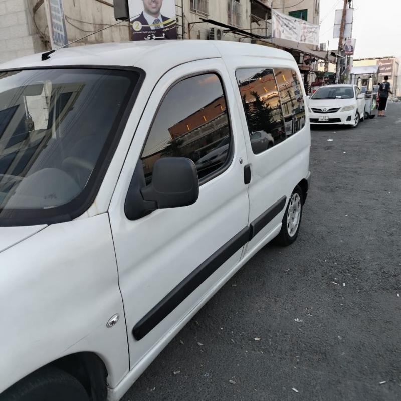 بيجو بارتنر ٢٠١١نقل مشتراك