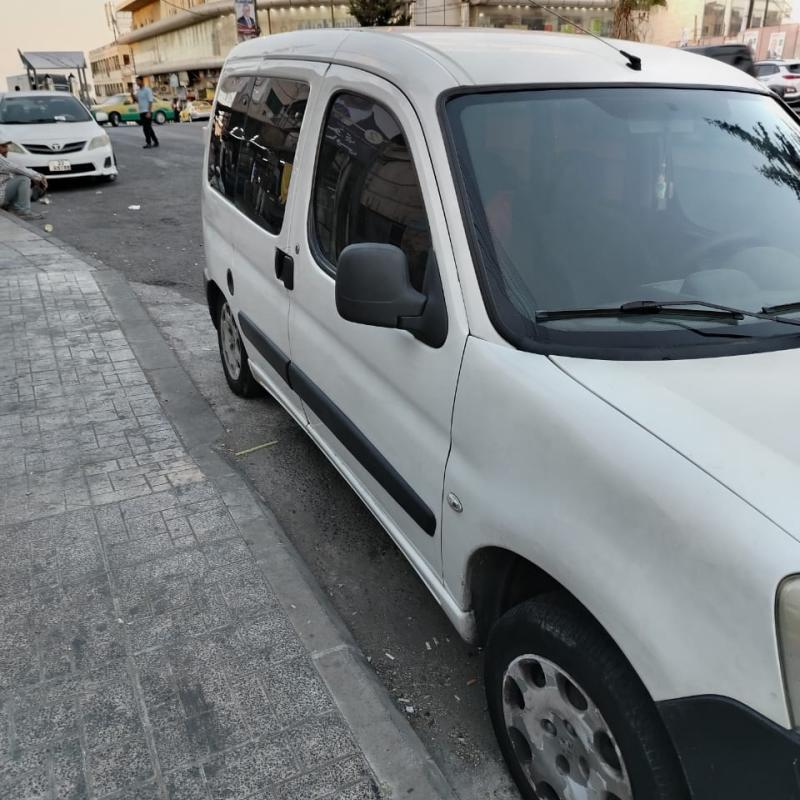 بيجو بارتنر ٢٠١١نقل مشتراك