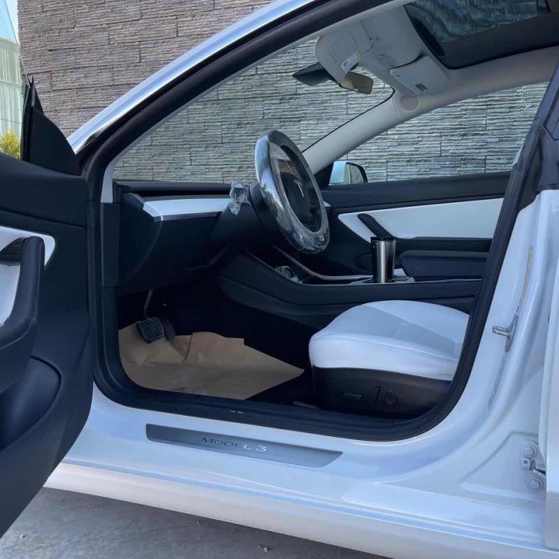 Tesla model 3 sp 2020