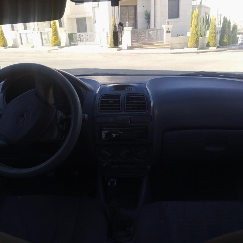 هونداي اكسنت موديل 2000 لون ابيض مرخصه 