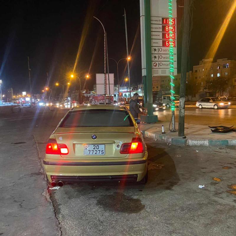 سياره للبيع بي ام e46