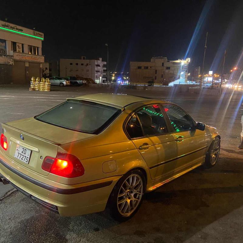 سياره للبيع بي ام e46