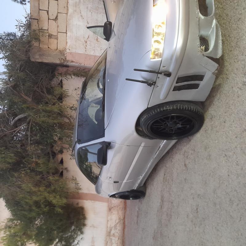 الموقر 