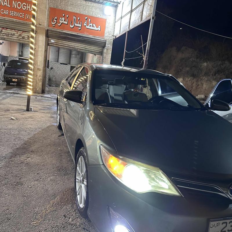 تويوتا كامري نضيفه هايبرد ٢٠١٣ للبيع 