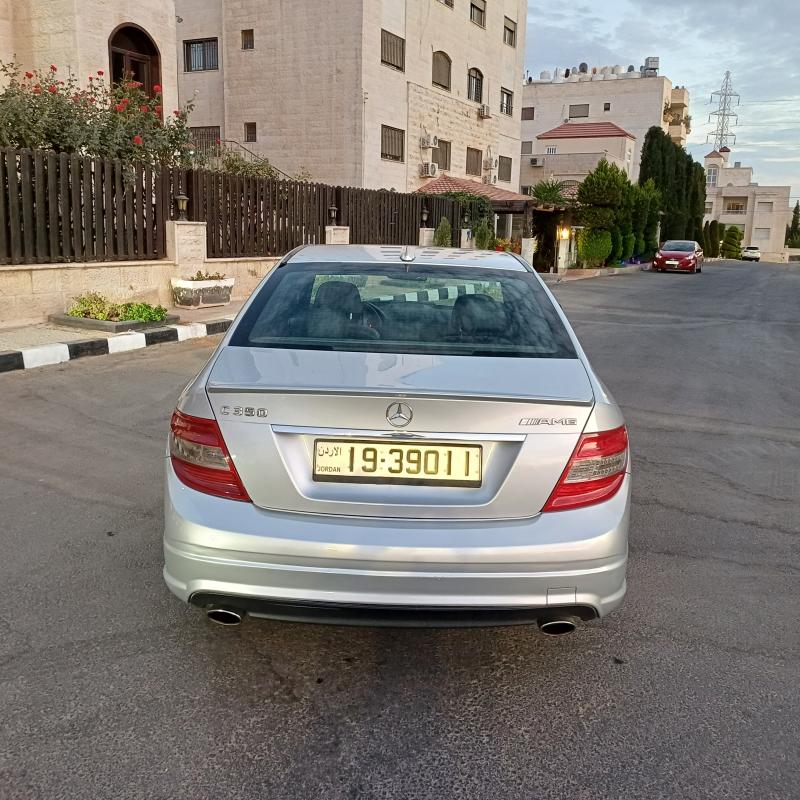 طريق المطار